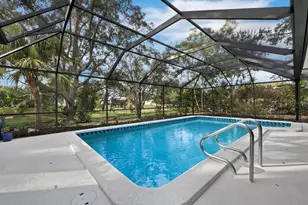 2426 River Ridge Dr, Sarasota, FL 34239 - Photo 32