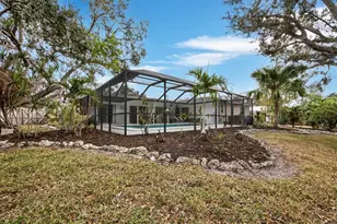 2426 River Ridge Dr, Sarasota, FL 34239 - Photo 42