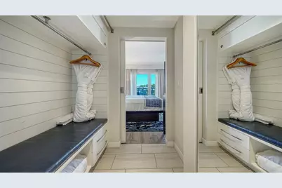 225 Sands Point Road #7205, Longboat Key, FL 34228 - Photo 16