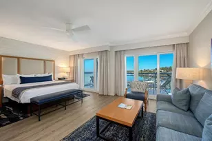 225 Sands Point Rd, Longboat Key, FL 34228 - Photo 6