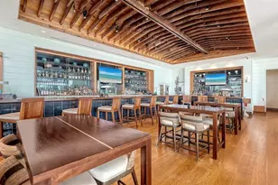 225 Sands Point Rd, Longboat Key, FL 34228 - Photo 24