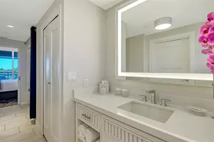 225 Sands Point Rd, Longboat Key, FL 34228 - Photo 18