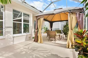 5014 Hanging Moss Ln, Sarasota, FL 34238 - Photo 18