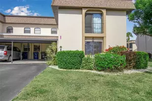 1728 Lakeside Dr, Venice, FL 34293 - Photo 1