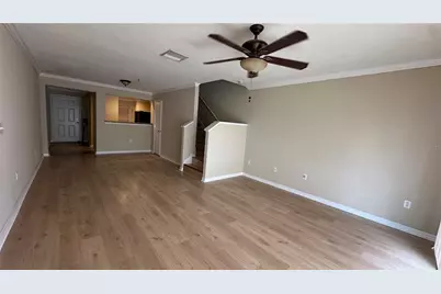 6918 Hawthorne Trace Lane, Riverview, FL 33578 - Photo 6