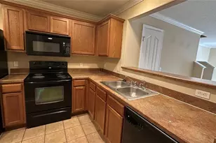 6918 Hawthorne Trace Ln, Riverview, FL 33578 - Photo 4