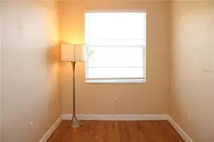 3590 Parkridge Cir, Sarasota, FL 34243 - Photo 10