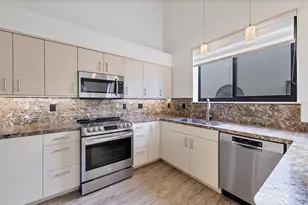 7331 Villa D Este Dr, Sarasota, FL 34238 - Photo 16