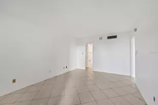 2110 Benjamin Franklin Dr, Sarasota, FL 34236 - Photo 32