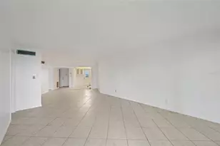 2110 Benjamin Franklin Dr, Sarasota, FL 34236 - Photo 18