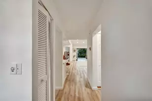 3448 Tallywood Cir, Sarasota, FL 34237 - Photo 6