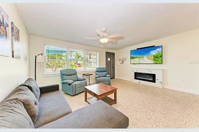 503 Bayview Drive, Holmes Beach, FL 34217 - Photo 10