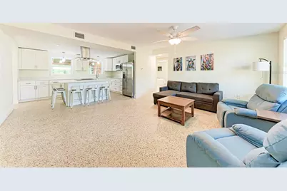 503 Bayview Drive, Holmes Beach, FL 34217 - Photo 6