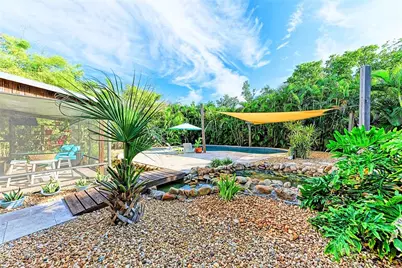 503 Bayview Drive, Holmes Beach, FL 34217 - Photo 36