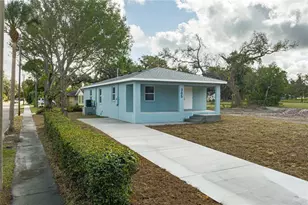 305 19th St E, Bradenton, FL 34208 - Photo 2