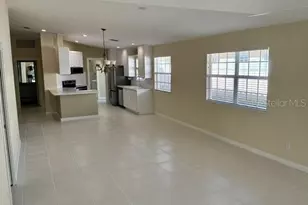 5651 Modena Pl, Sarasota, FL 34238 - Photo 4