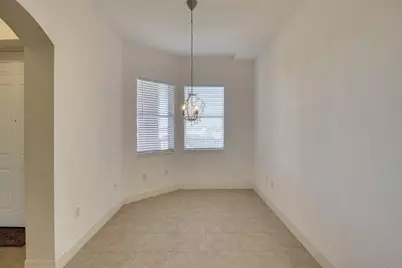 1921 Monte Carlo Drive #603, Sarasota, FL 34231 - Photo 4