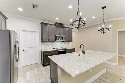 5941 Amberly Drive, Bradenton, FL 34208 - Photo 8