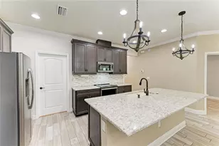 5941 Amberly Dr, Bradenton, FL 34208 - Photo 8