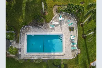 2375 Lakeside Mews #D2, Sarasota, FL 34235 - Photo 6