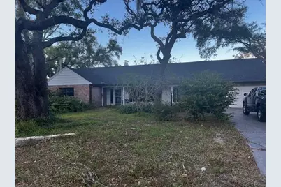 610 Valle Vista Drive, Brandon, FL 33511 - Photo 2