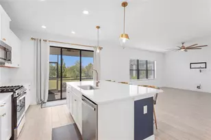 8526 Frangipani Terrace, Sarasota, FL 34240 - Photo 28