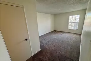 1140 84th Ave N, Saint Petersburg, FL 33702 - Photo 10