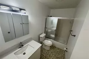 1140 84th Ave N, Saint Petersburg, FL 33702 - Photo 14