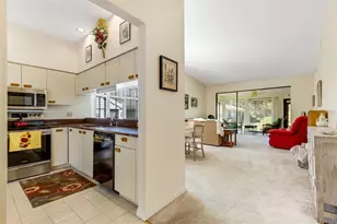 5531 Hampstead Heath, Sarasota, FL 34235 - Photo 10