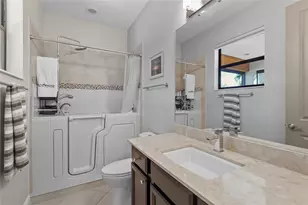 609 Rosemary Cir, Bradenton, FL 34212 - Photo 42