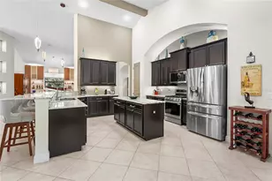 609 Rosemary Cir, Bradenton, FL 34212 - Photo 6