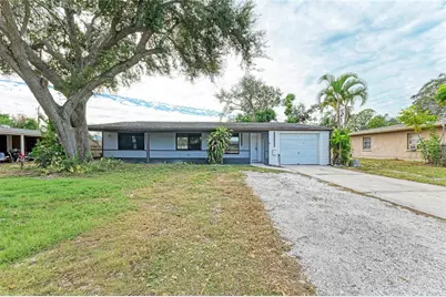3307 20th Avenue W, Bradenton, FL 34205 - Photo 2