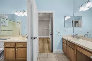 2808 Duncan Tree Cir, Valrico, FL 33594 - Photo 32