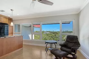 1100 Imperial Dr, Sarasota, FL 34236 - Photo 14