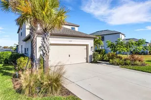 5579 Summit Gln, Bradenton, FL 34203 - Photo 2