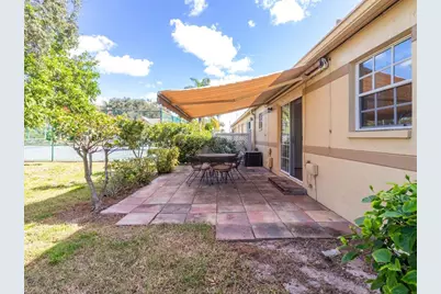 5704 34th Court W, Bradenton, FL 34210 - Photo 34