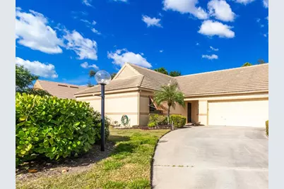 5704 34th Court W, Bradenton, FL 34210 - Photo 2