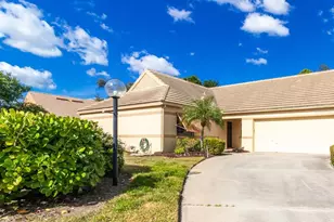 5704 34th Ct W, Bradenton, FL 34210 - Photo 2