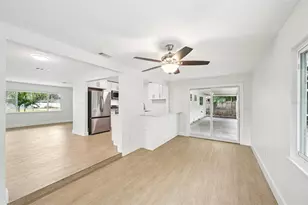 3182 Hatton St, Sarasota, FL 34237 - Photo 4