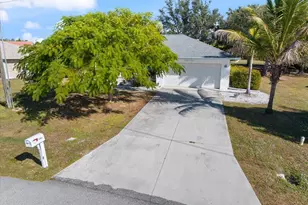 26060 Templar Ln, Punta Gorda, FL 33983 - Photo 42