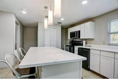 1002 Vine Avenue, Clearwater, FL 33755 - Photo 14