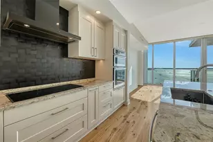 1155 N Gulfstream Ave, Sarasota, FL 34236 - Photo 8