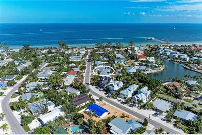 150 Crescent Drive, Anna Maria, FL 34216 - Photo 6