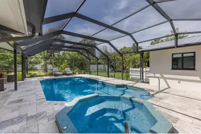 426 N Shore Drive, Sarasota, FL 34234 - Photo 16