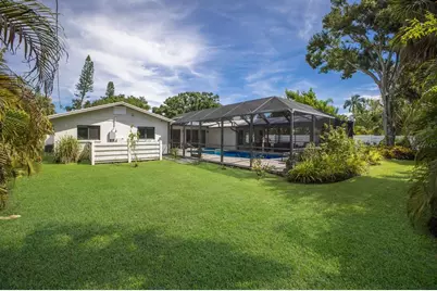 426 N Shore Drive, Sarasota, FL 34234 - Photo 38