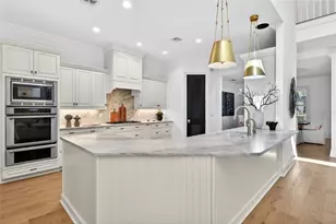 1349 Harbor Dr, Sarasota, FL 34239 - Photo 14