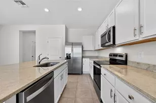 17721 Crescent Moon Loop, Bradenton, FL 34211 - Photo 2