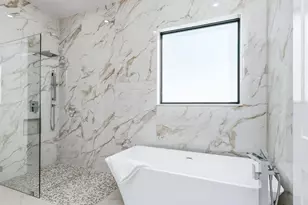 2303 Loma Linda St, Sarasota, FL 34239 - Photo 26