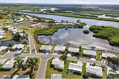 3905 Joyce Drive, Bradenton, FL 34208 - Photo 32