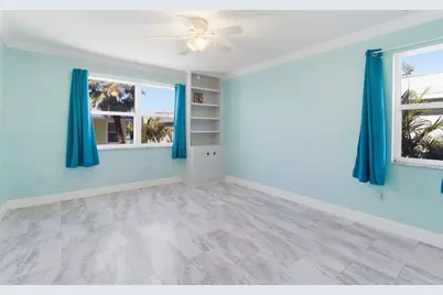 2502 Avenue B, Bradenton Beach, FL 34217 - Photo 50